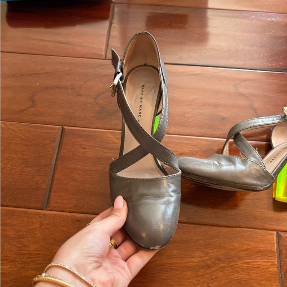 Marc by Marc Jacobs heels with lucite heel - Picture 3 of 7